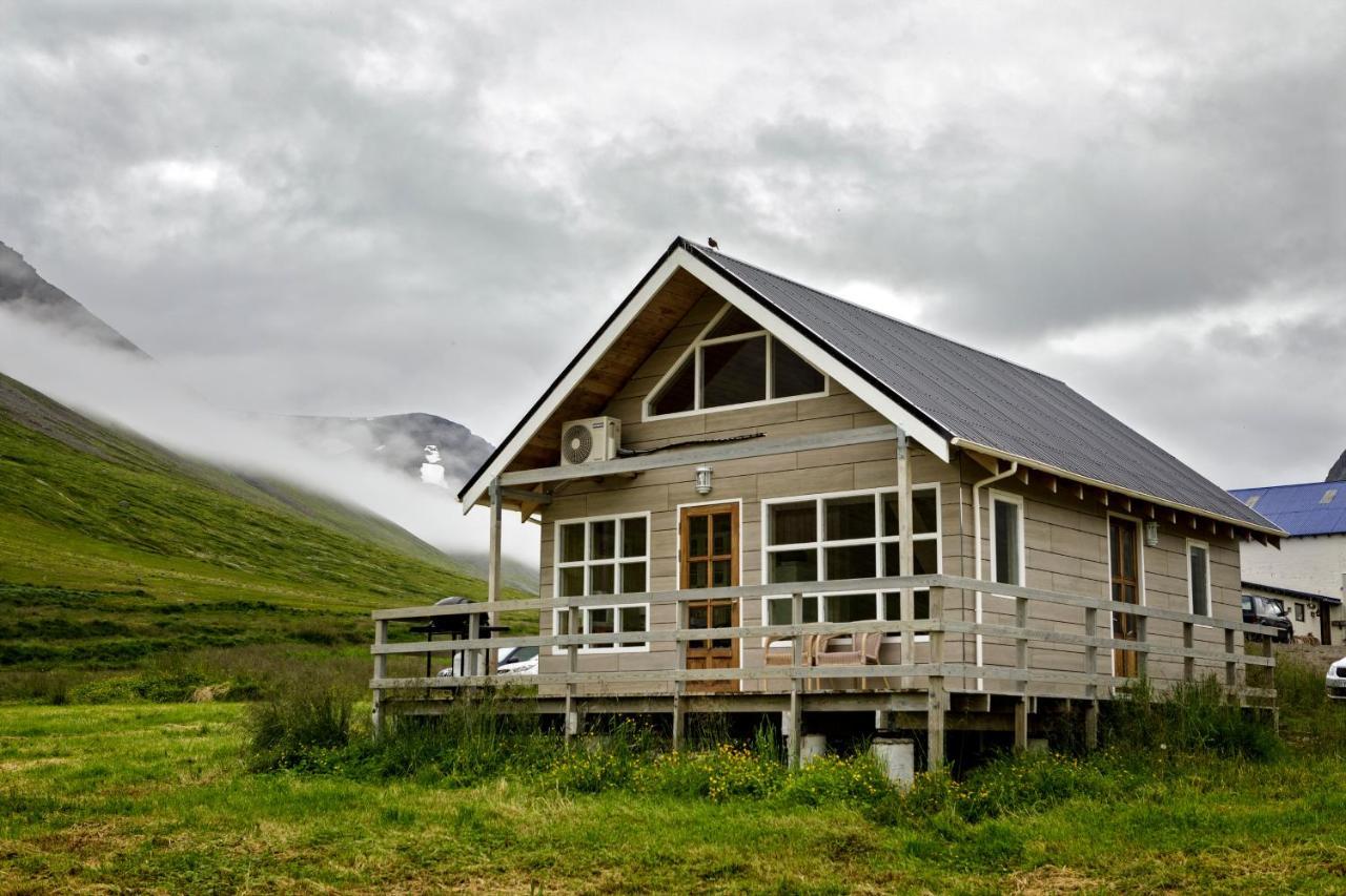 Korpudalur Hi Hostel Flateyri Esterno foto